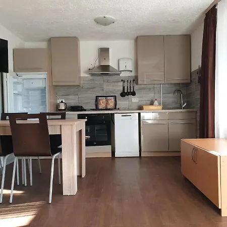 Apartments Seherzada Pula Exterior photo
