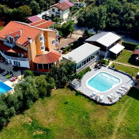 Apartments Seherzada Pula Exterior photo