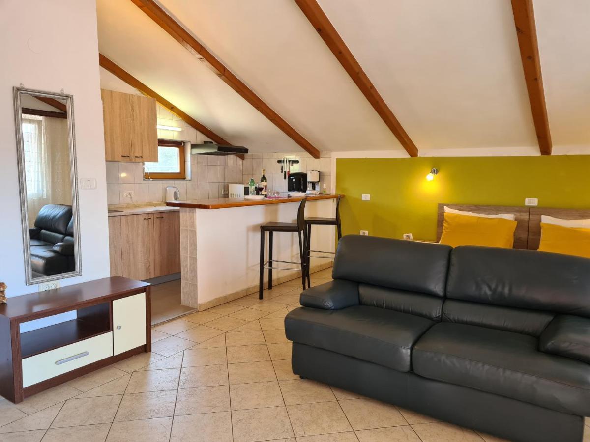 šeherzada Apartment *